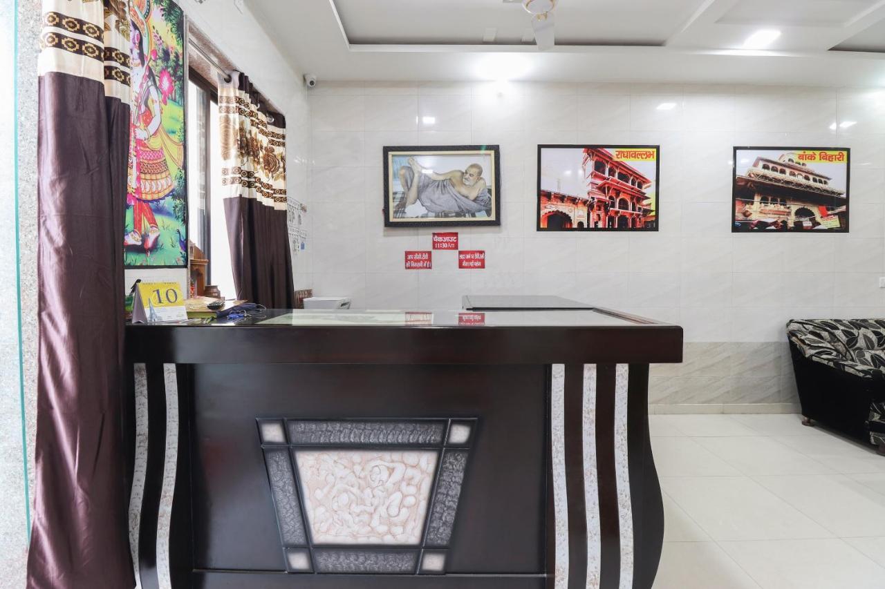 Oyo 69378 Trilok Dham Hotel Vrindavan Luaran gambar
